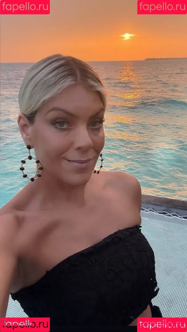 Renata Fan / renatafan Onlyfans Photo Gallery 