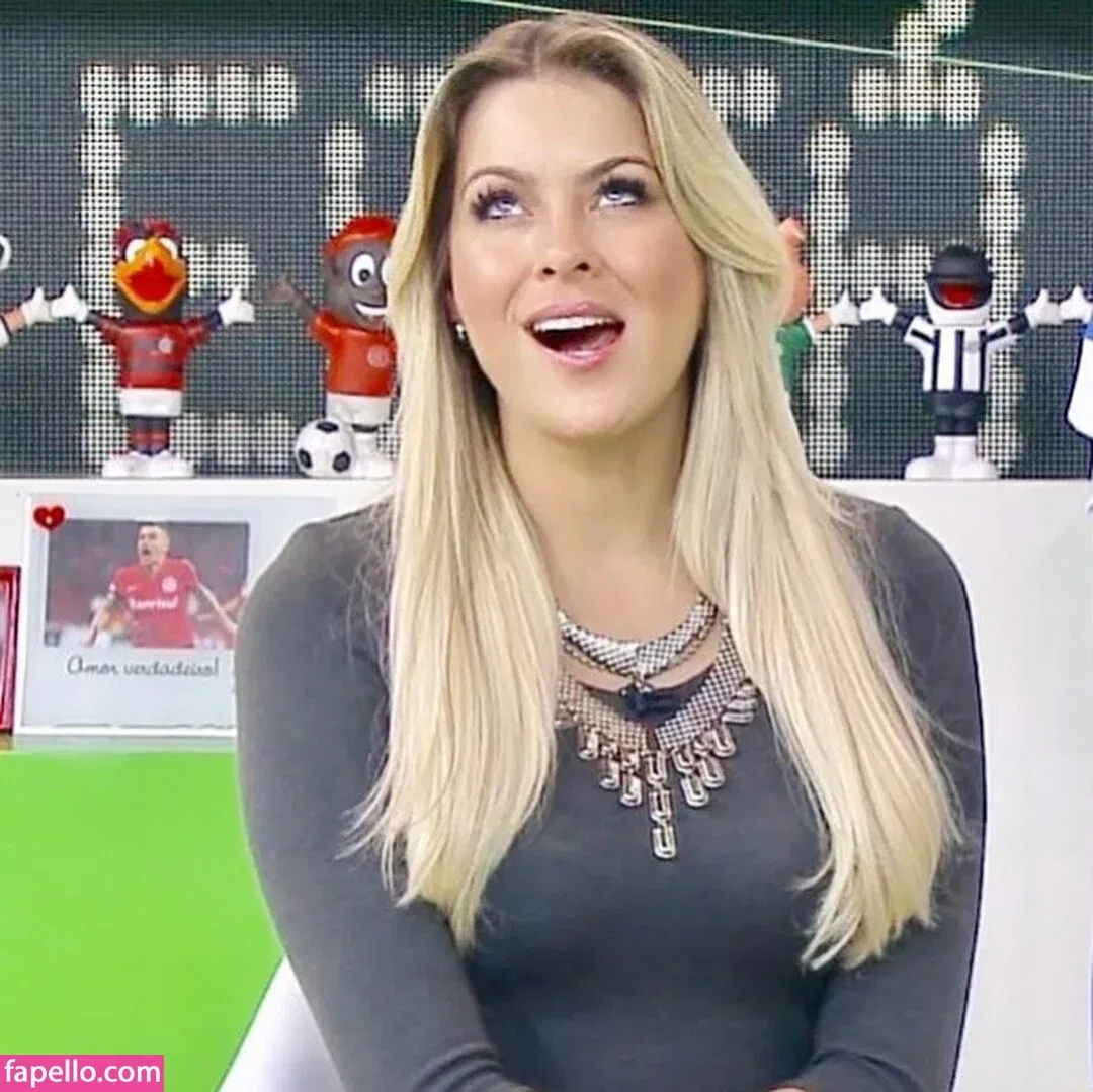 Renata Fan / renatafan Onlyfans Photo Gallery 