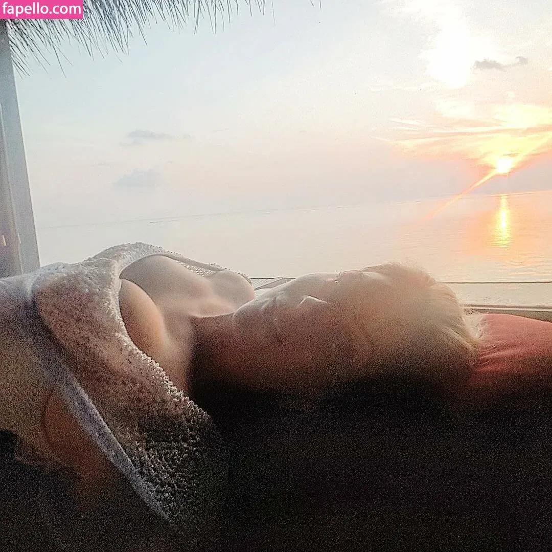 Renata Fan / renatafan Onlyfans Photo Gallery 