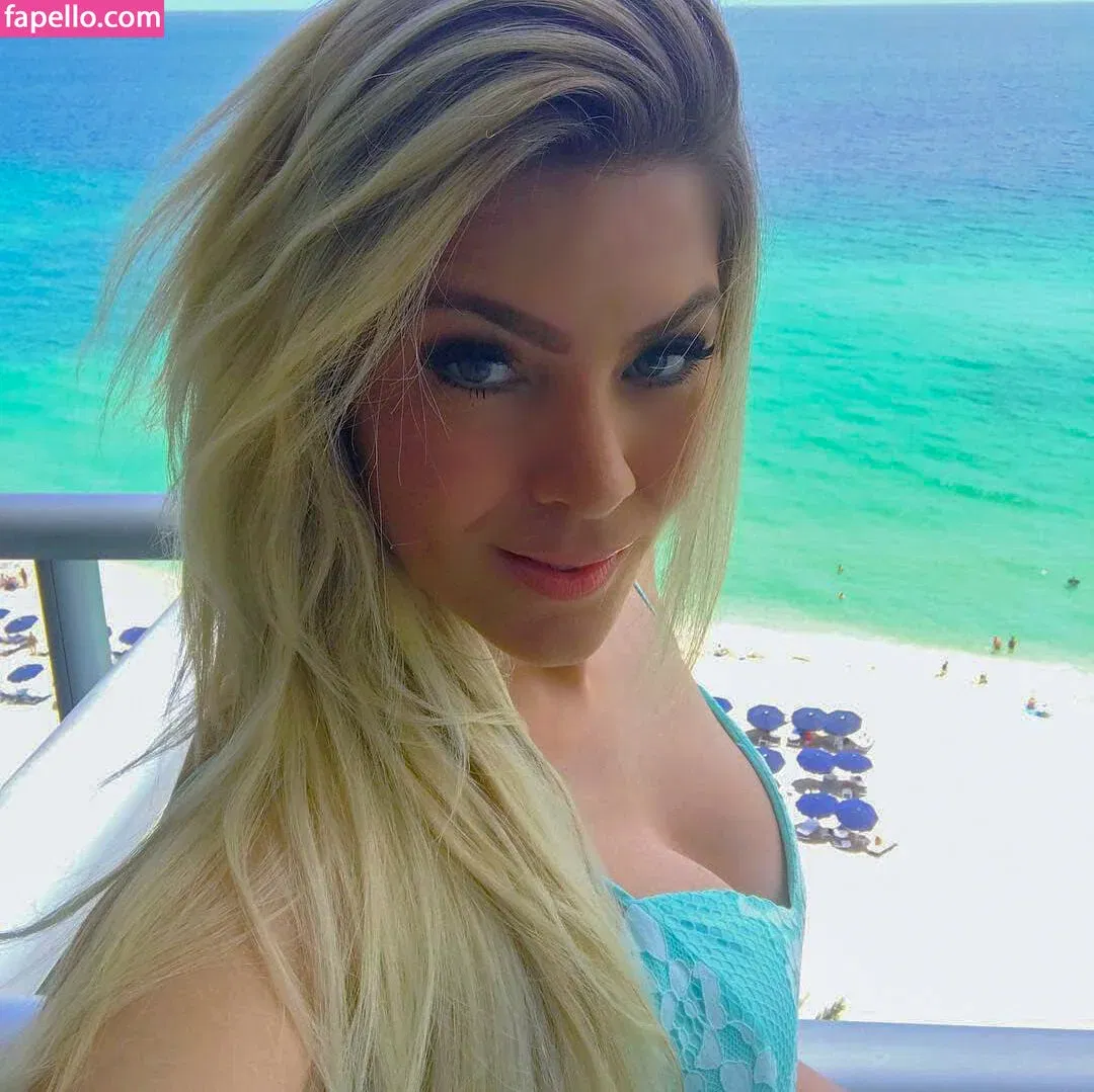 Renata Fan / renatafan Onlyfans Photo Gallery 