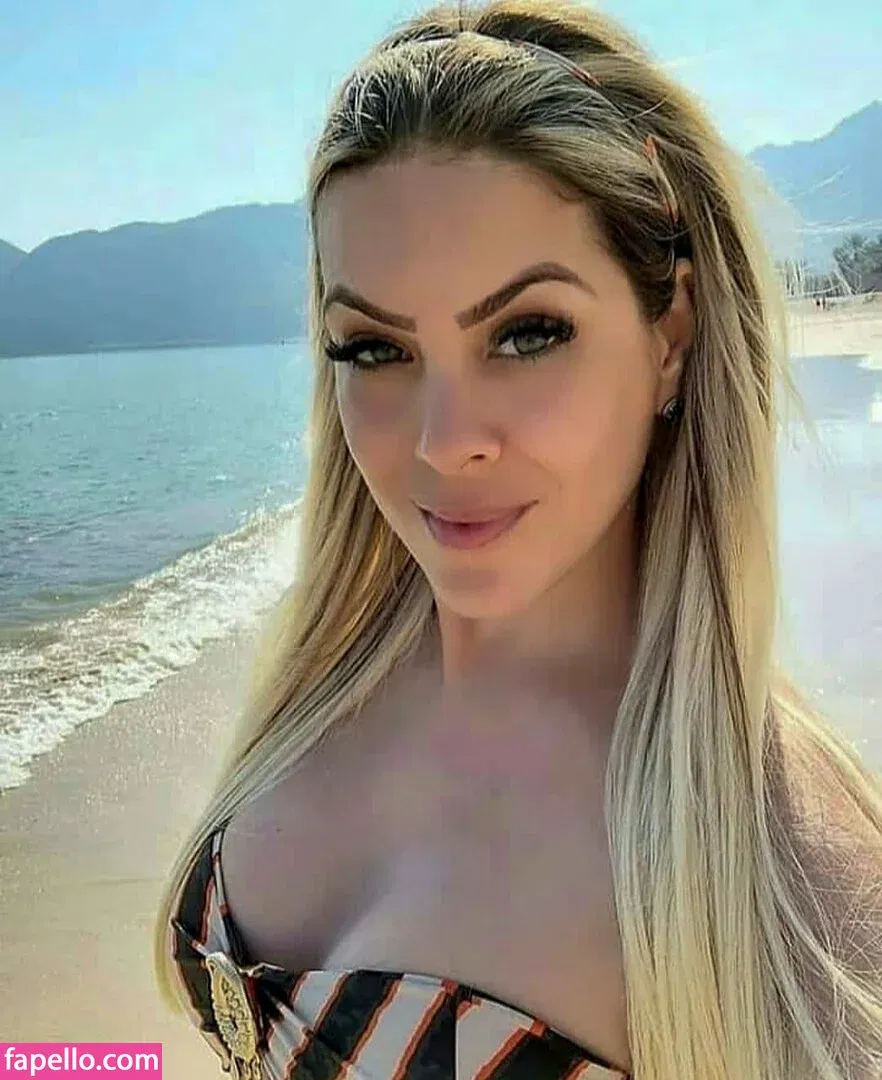 Renata Fan / renatafan Onlyfans Photo Gallery 