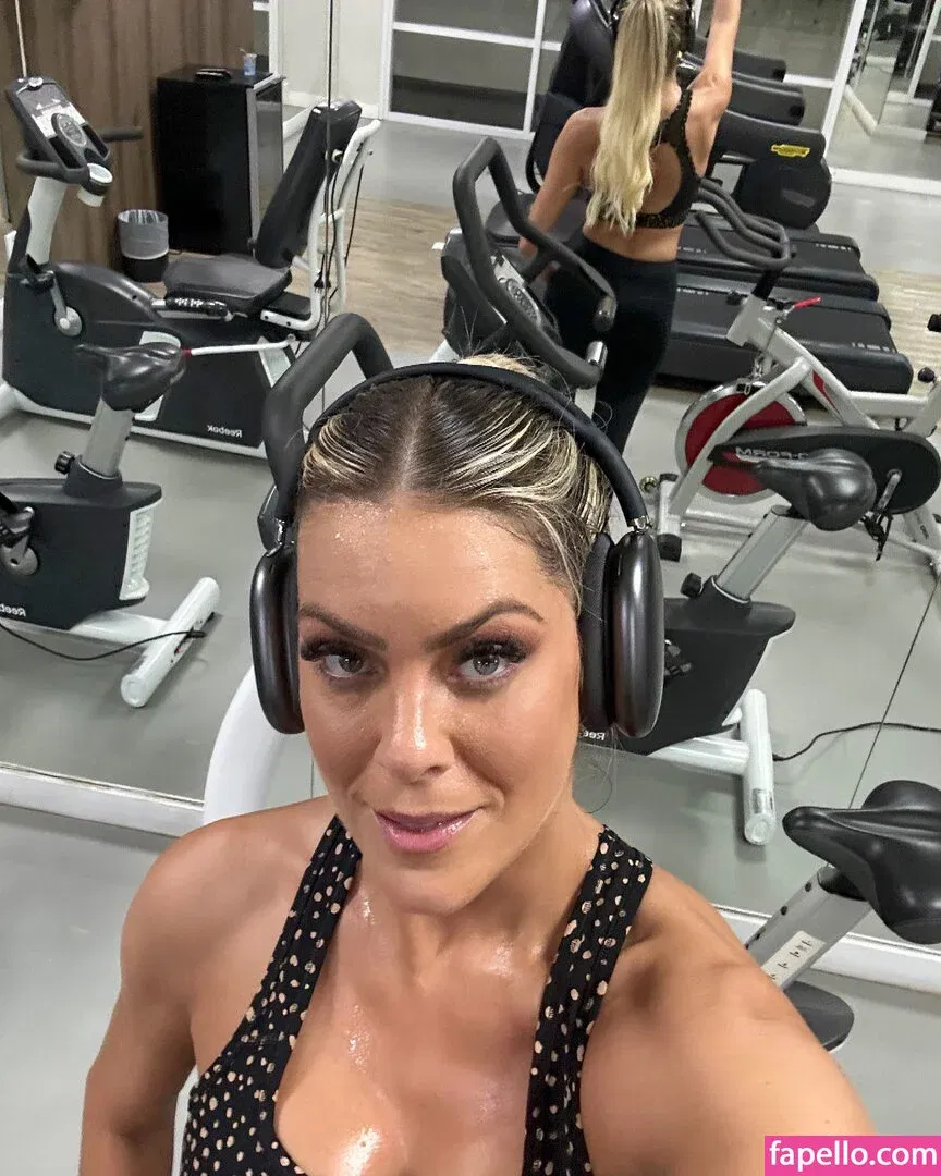 Renata Fan / renatafan Onlyfans Photo Gallery 