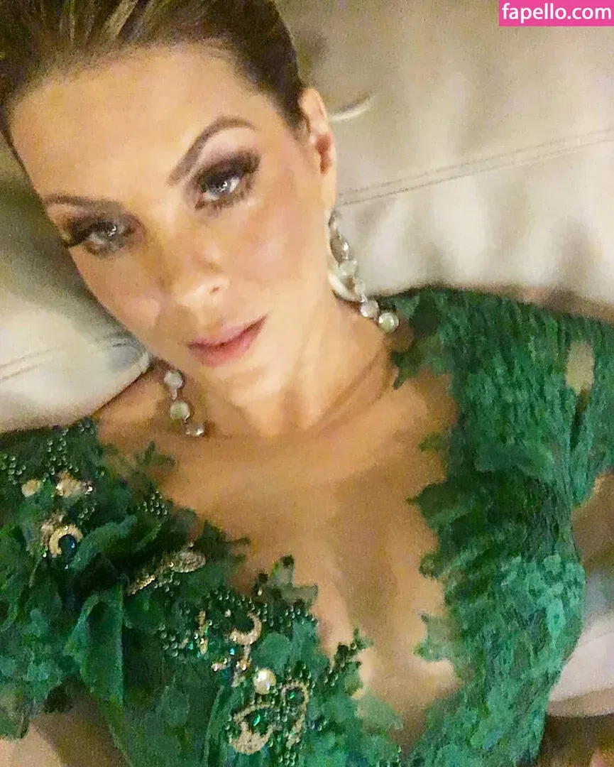 Renata Fan / renatafan Onlyfans Photo Gallery 