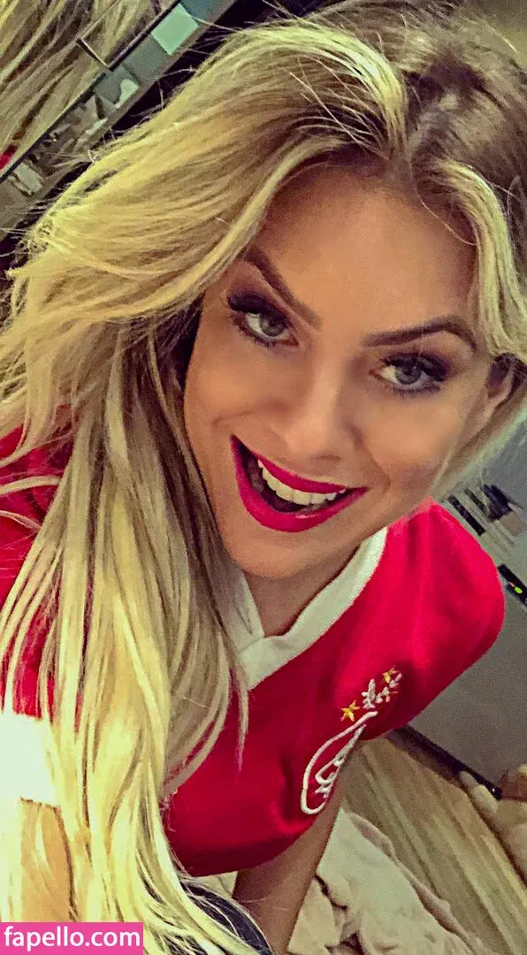 Renata Fan / renatafan Onlyfans Photo Gallery 