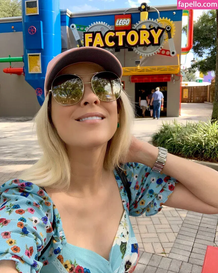 Renata Fan / renatafan Onlyfans Photo Gallery 