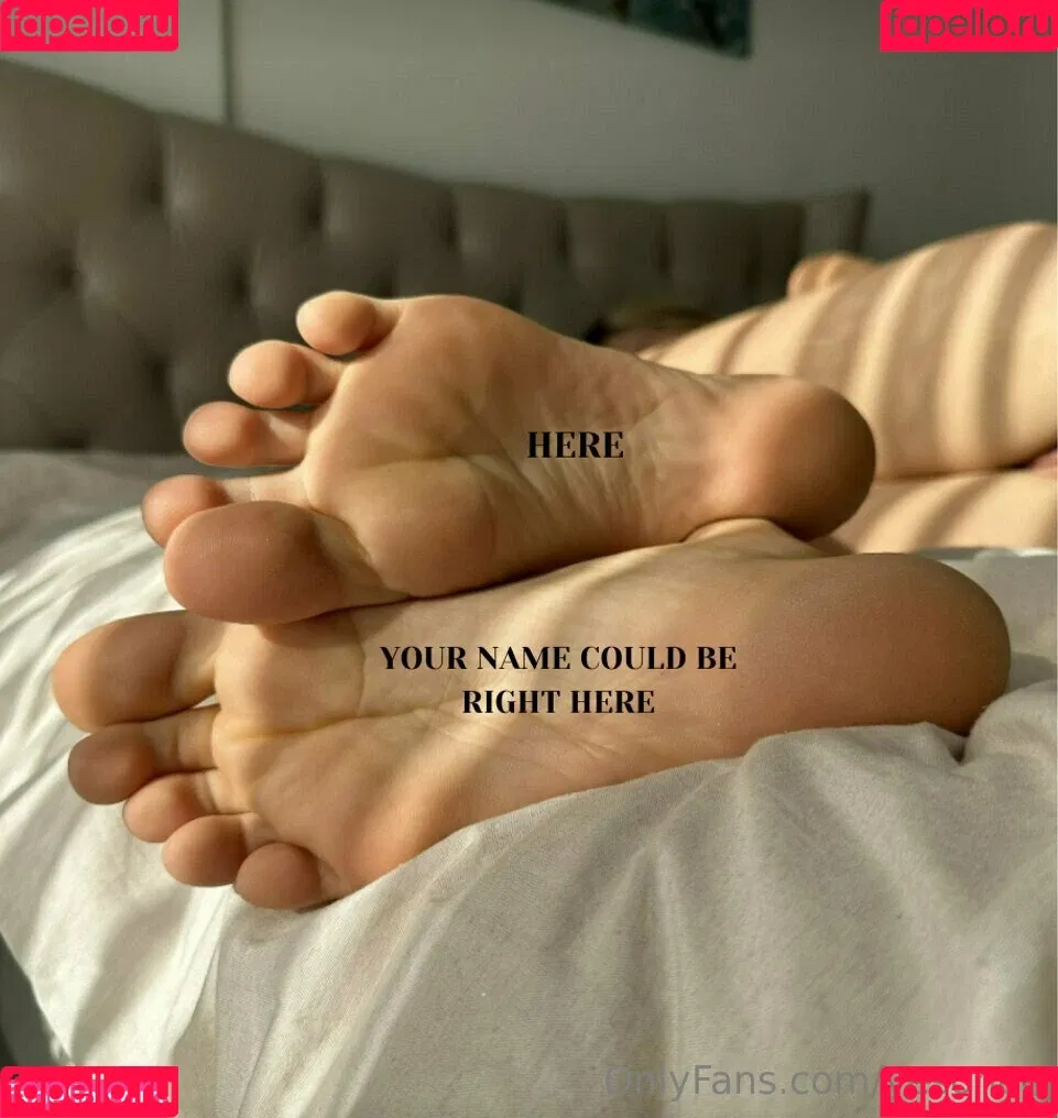 / ariaaback / arialll / yesonee Onlyfans Photo Gallery 