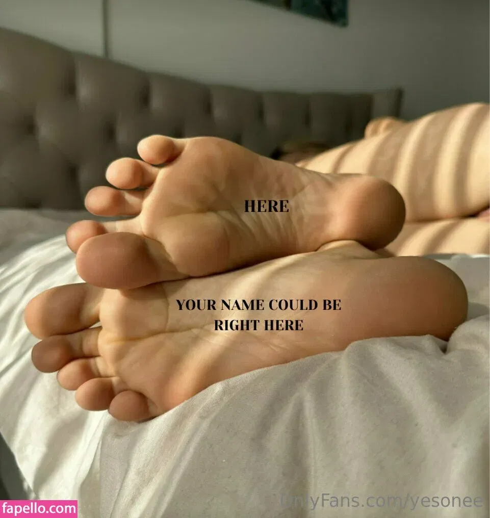 / ariaaback / arialll / yesonee Onlyfans Photo Gallery 