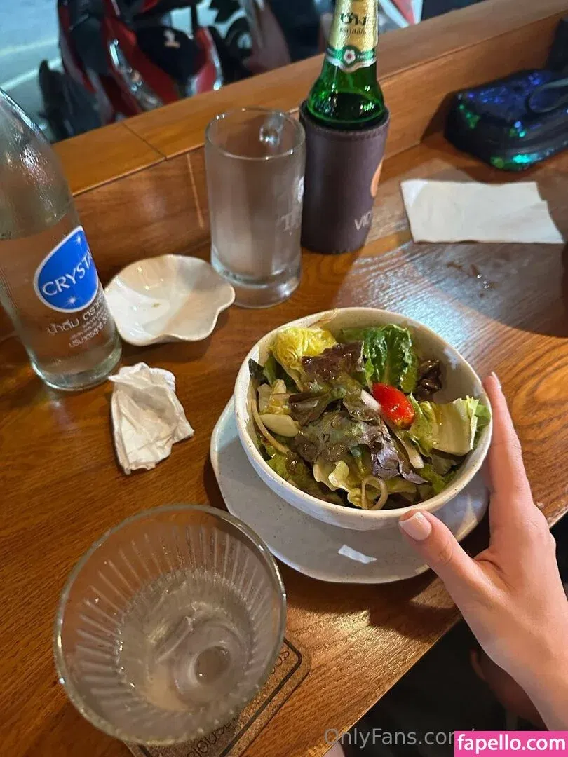 / ariaaback / arialll / yesonee Onlyfans Photo Gallery 