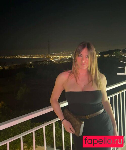 Martina Russo Nude Onlyfans Photo 32