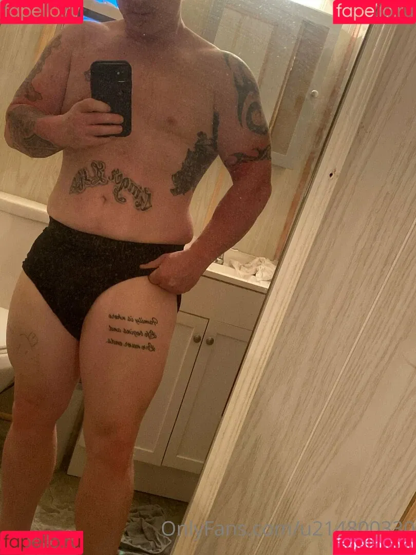 boy_friend / u214800330 Onlyfans Photo Gallery 
