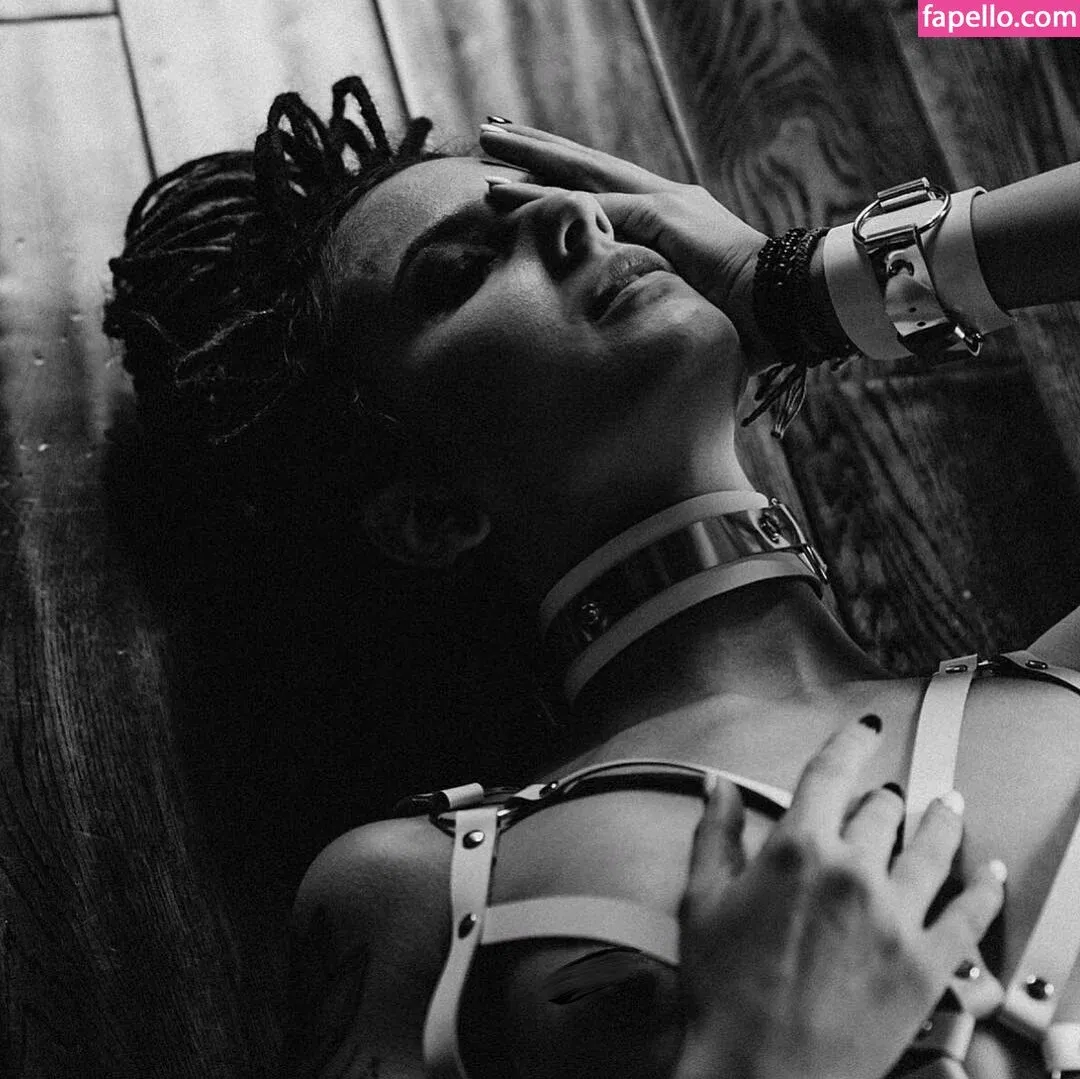 ksush_plush_ / mrscottypisback Onlyfans Photo Gallery 