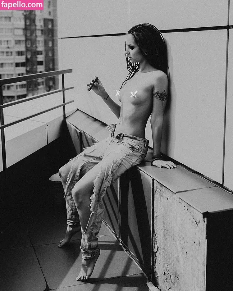 ksush_plush_ / mrscottypisback Onlyfans Photo Gallery 