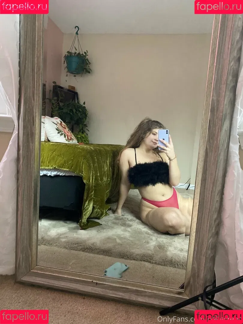 bellecreed / only_belle_creed Onlyfans Photo Gallery 