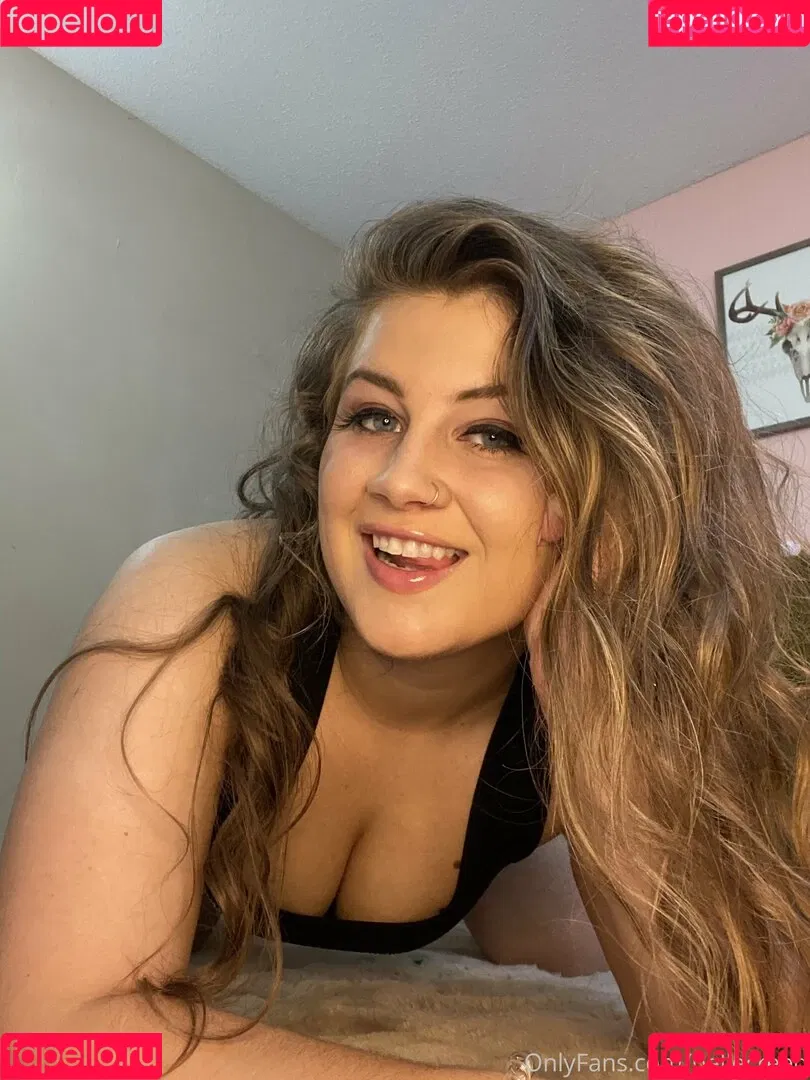 bellecreed / only_belle_creed Onlyfans Photo Gallery 