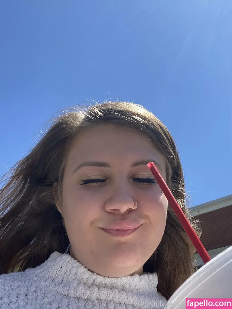 bellecreed / only_belle_creed Onlyfans Photo Gallery 