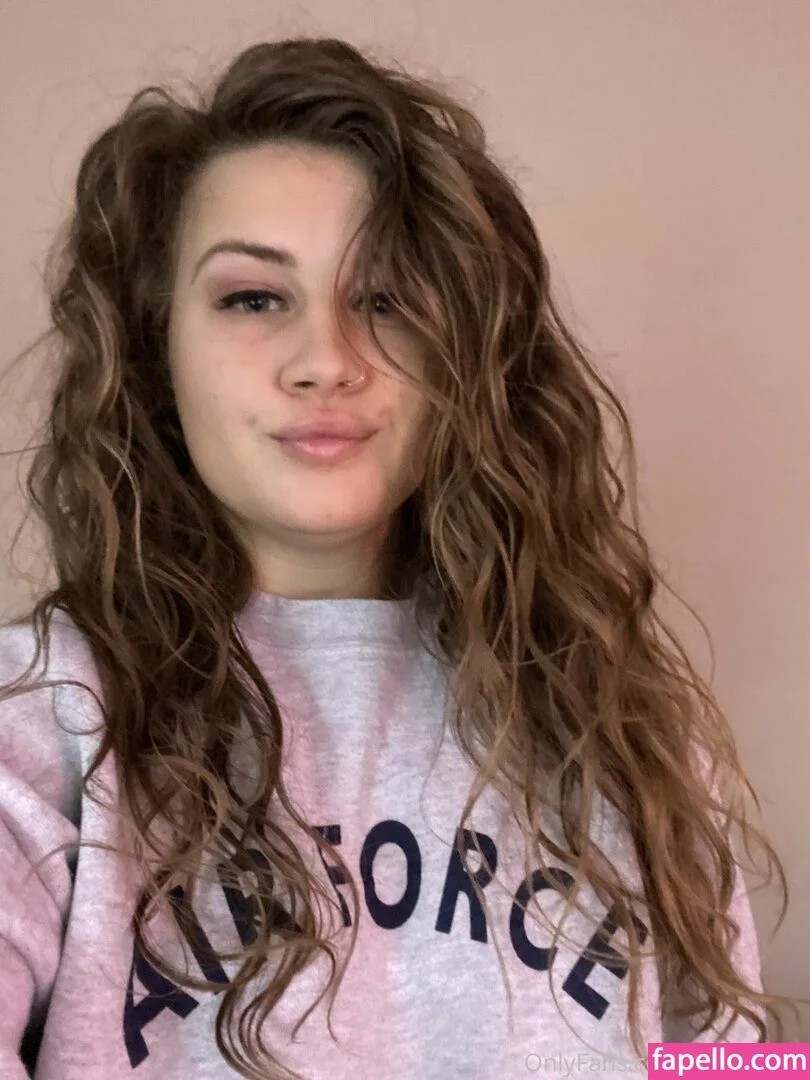 bellecreed / only_belle_creed Onlyfans Photo Gallery 