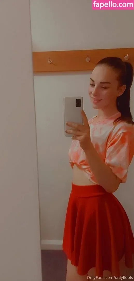 OnlyFloofs / only_floofs Onlyfans Photo Gallery 