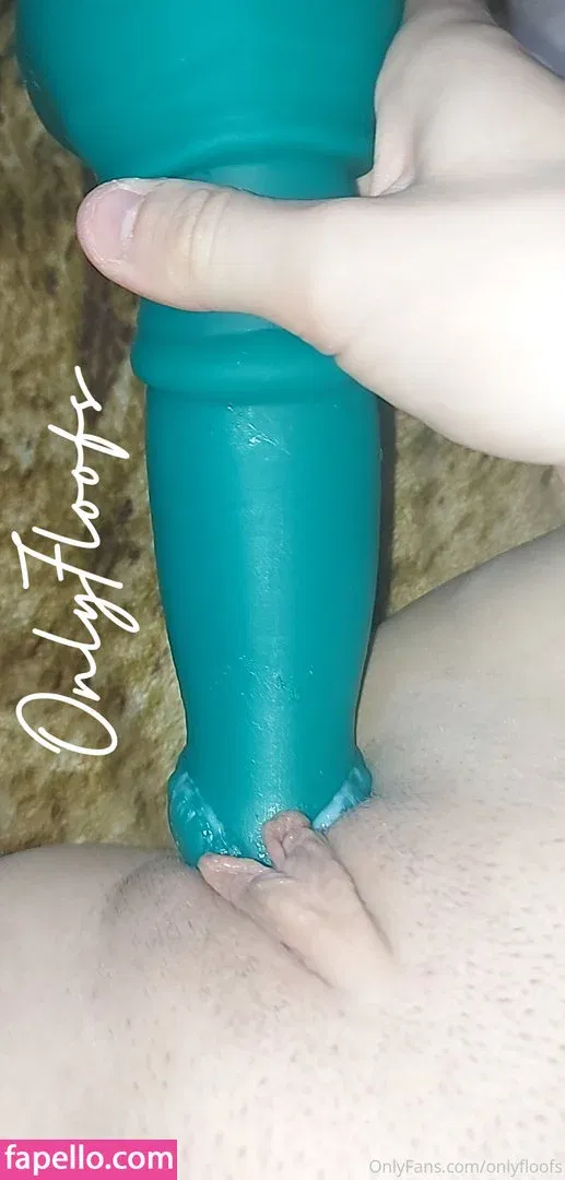 OnlyFloofs / only_floofs Onlyfans Photo Gallery 