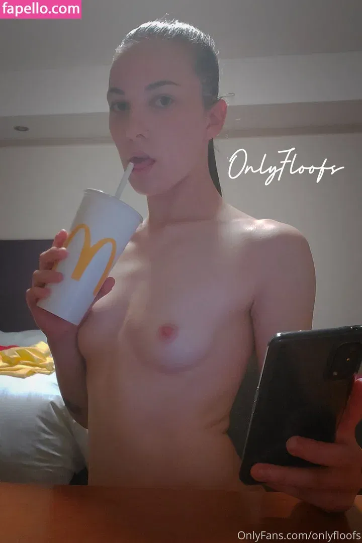 OnlyFloofs / only_floofs Onlyfans Photo Gallery 