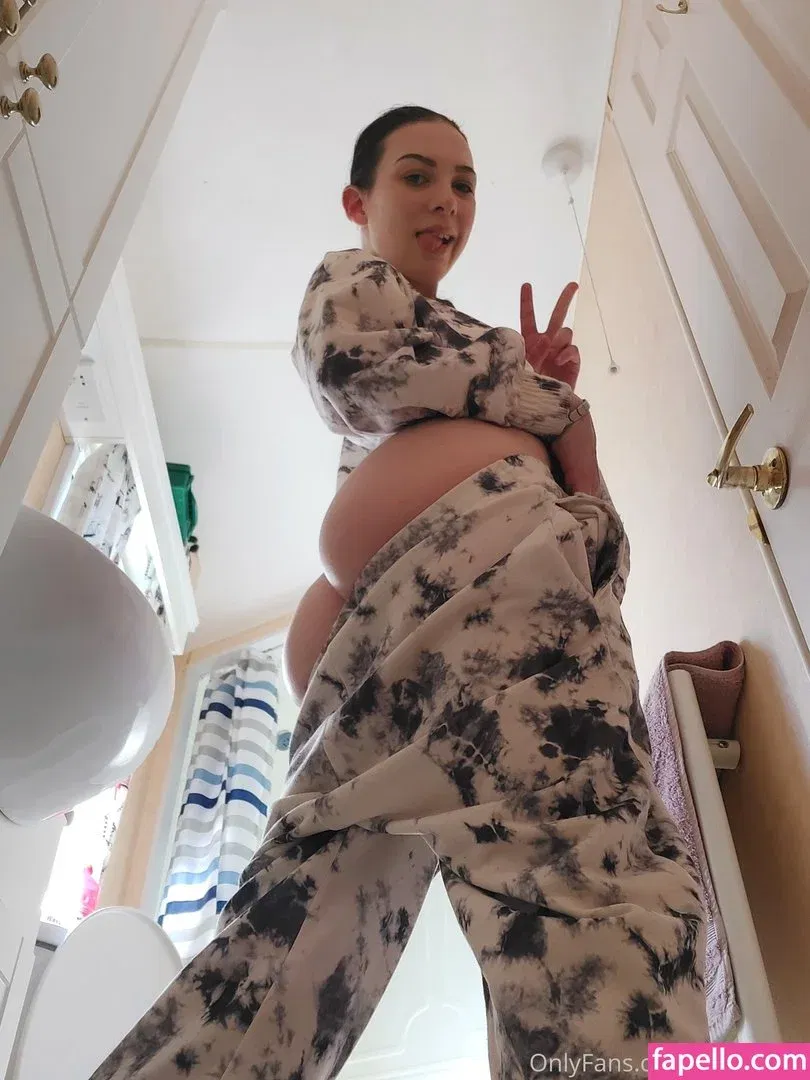 OnlyFloofs / only_floofs Onlyfans Photo Gallery 