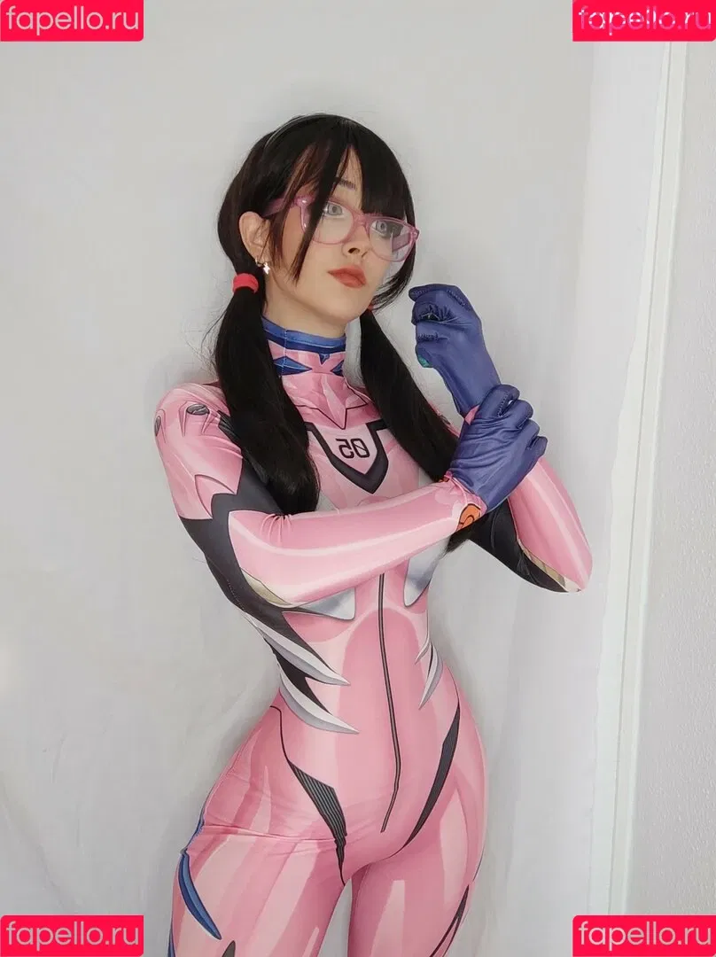 Nyukix / nyukix_ / omgcosplay Onlyfans Photo Gallery 