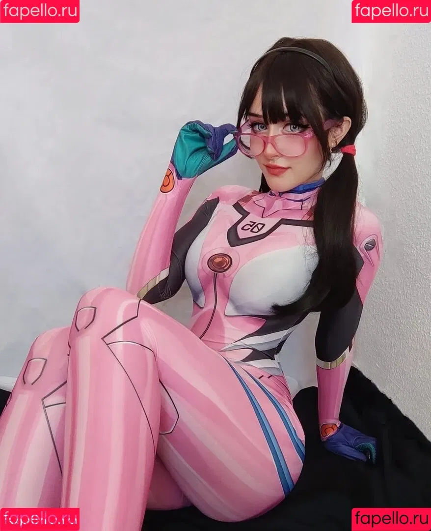 Nyukix / nyukix_ / omgcosplay Onlyfans Photo Gallery 