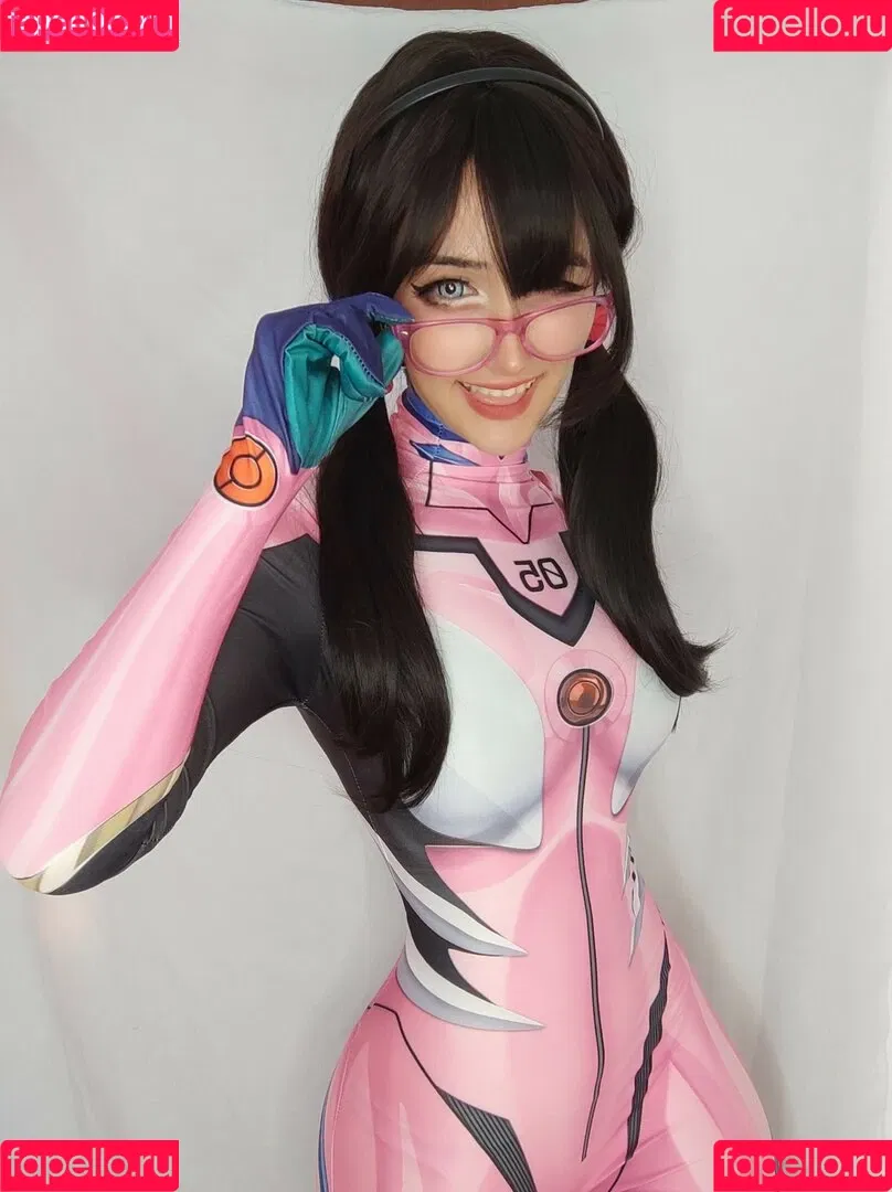 Nyukix / nyukix_ / omgcosplay Onlyfans Photo Gallery 