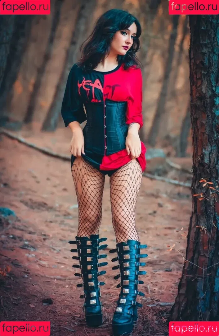Nyukix / nyukix_ / omgcosplay Onlyfans Photo Gallery 