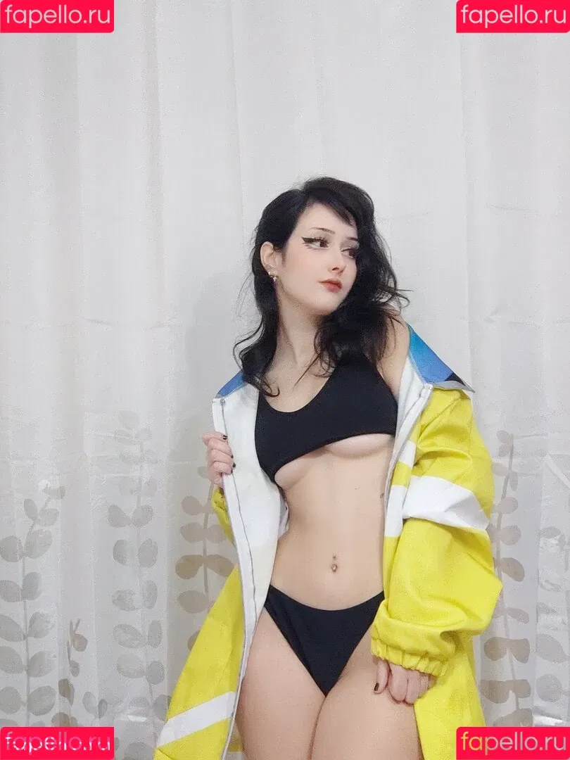 Nyukix / nyukix_ / omgcosplay Onlyfans Photo Gallery 