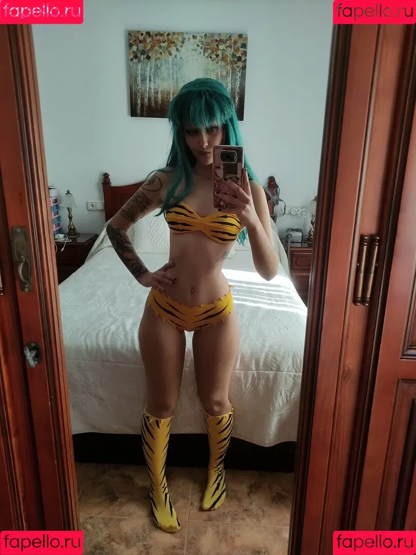 Nyukix / nyukix_ / omgcosplay Onlyfans Photo Gallery 
