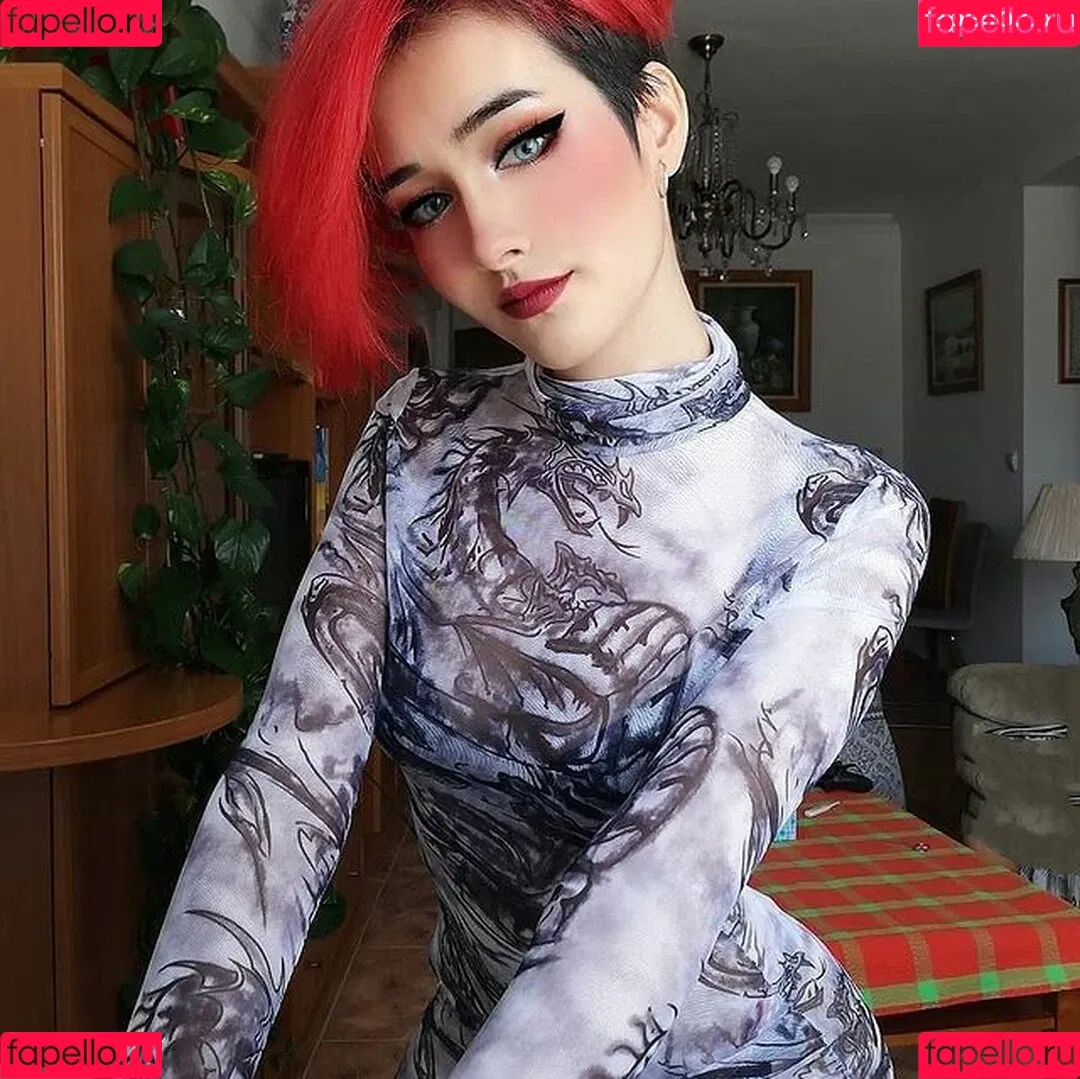 Nyukix / nyukix_ / omgcosplay Onlyfans Photo Gallery 