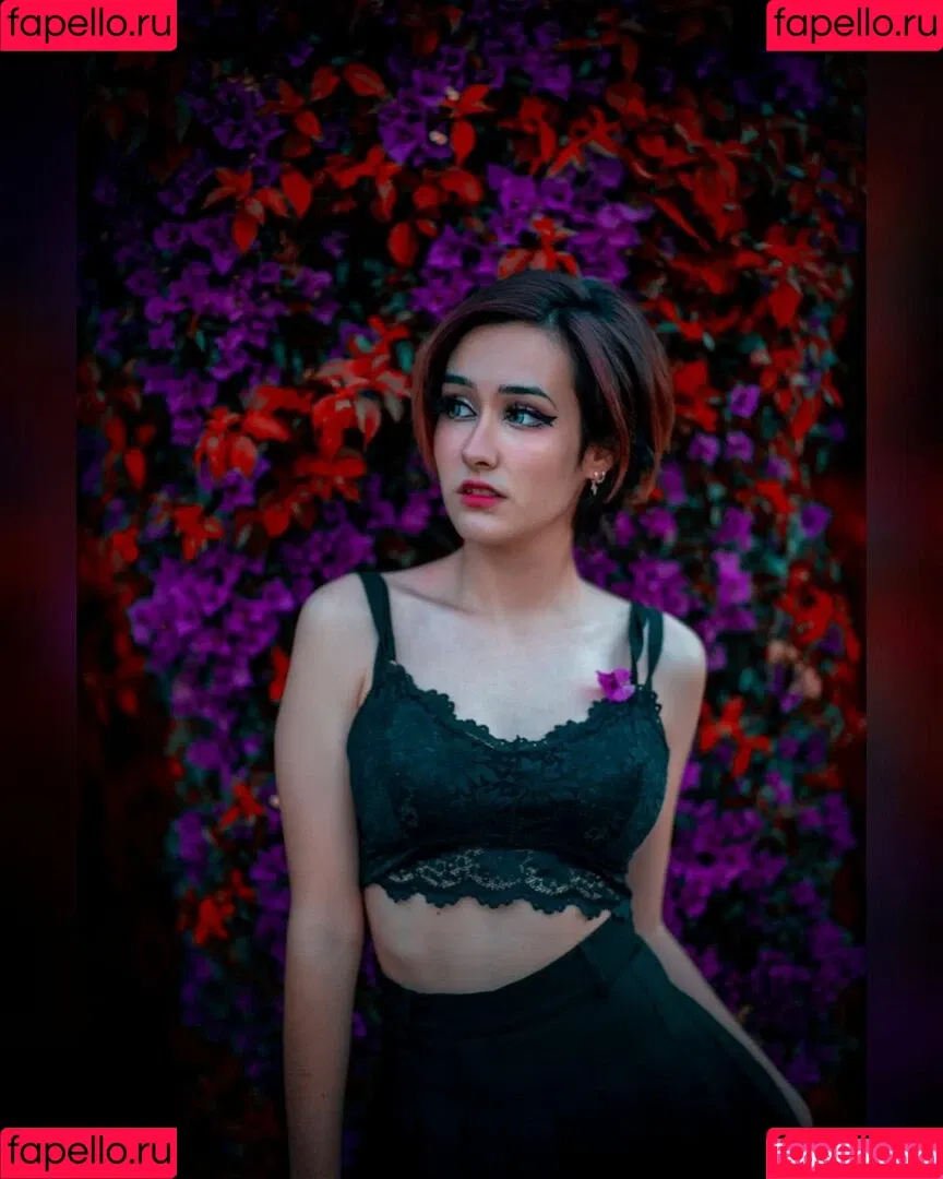Nyukix / nyukix_ / omgcosplay Onlyfans Photo Gallery 