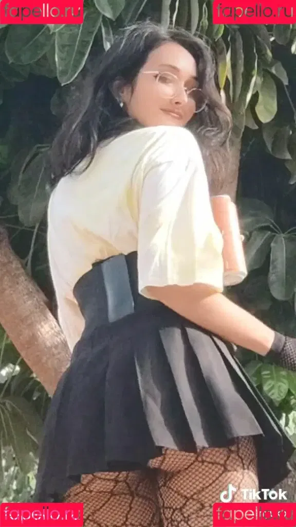 Nyukix / nyukix_ / omgcosplay Onlyfans Photo Gallery 