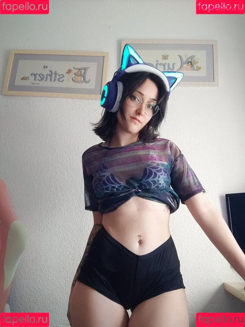 Nyukix / nyukix_ / omgcosplay Onlyfans Photo Gallery 