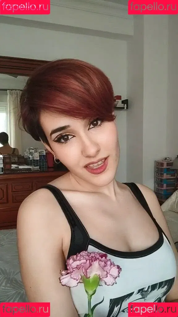 Nyukix / nyukix_ / omgcosplay Onlyfans Photo Gallery 