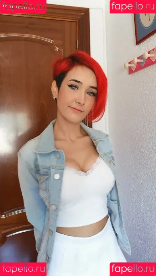 Nyukix / nyukix_ / omgcosplay Onlyfans Photo Gallery 
