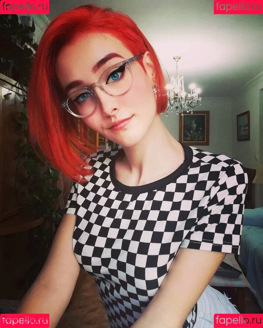Nyukix / nyukix_ / omgcosplay Onlyfans Photo Gallery 