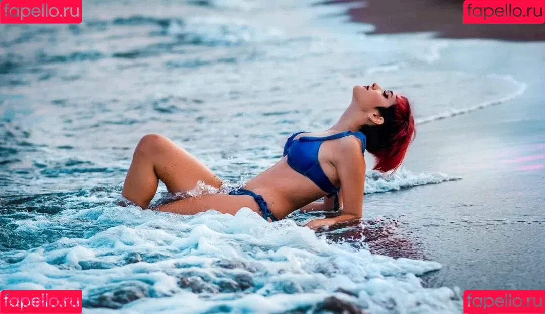 Nyukix / nyukix_ / omgcosplay Onlyfans Photo Gallery 