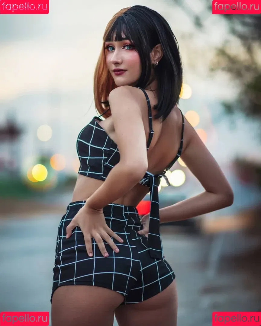 Nyukix / nyukix_ / omgcosplay Onlyfans Photo Gallery 