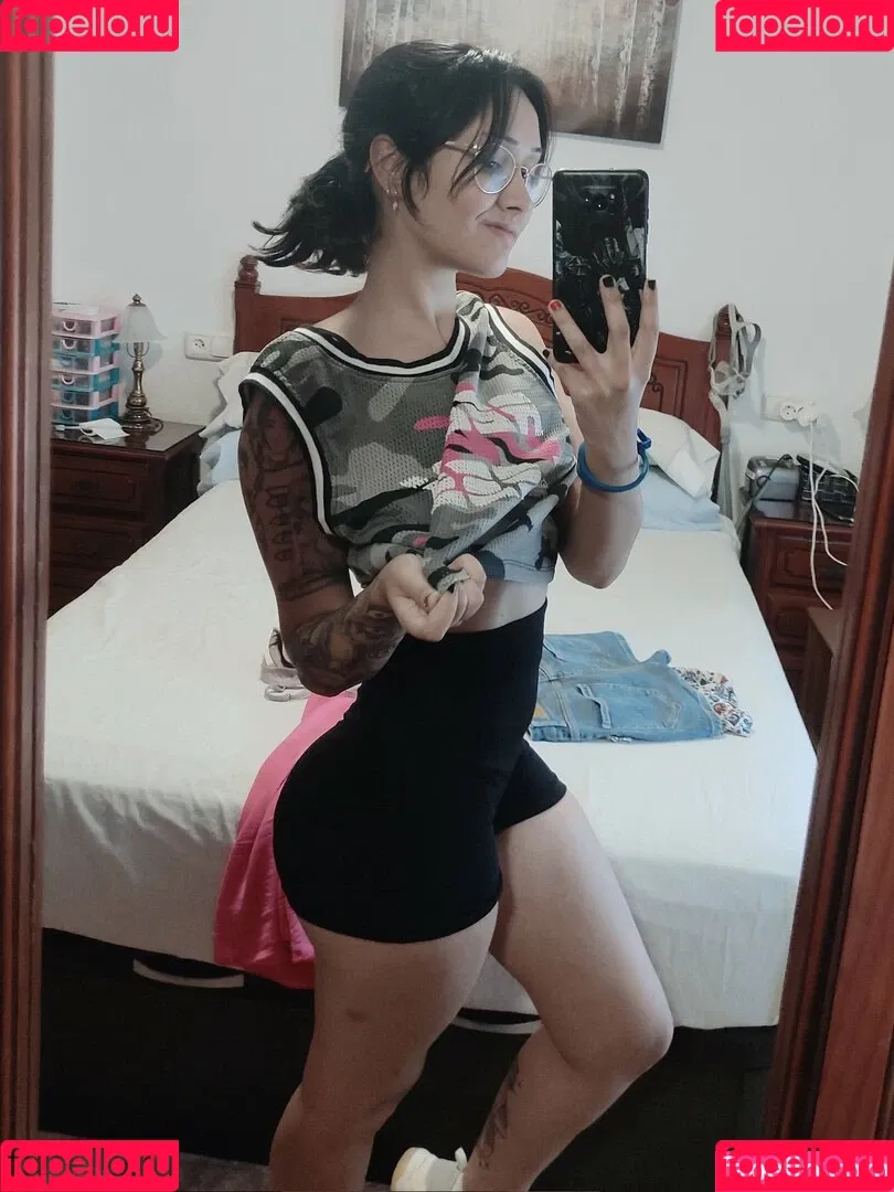 Nyukix / nyukix_ / omgcosplay Onlyfans Photo Gallery 