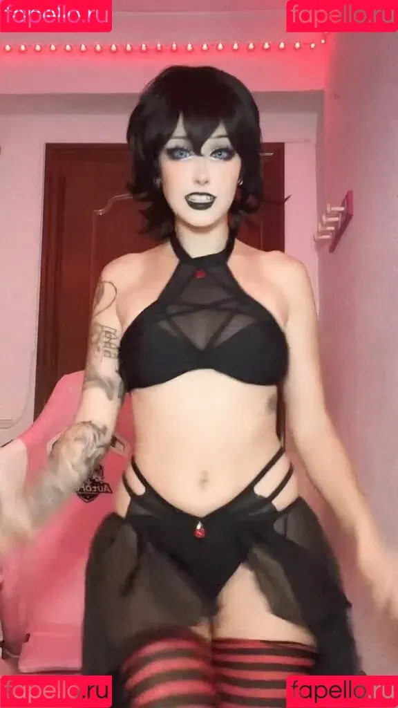 Nyukix / nyukix_ / omgcosplay Onlyfans Photo Gallery 