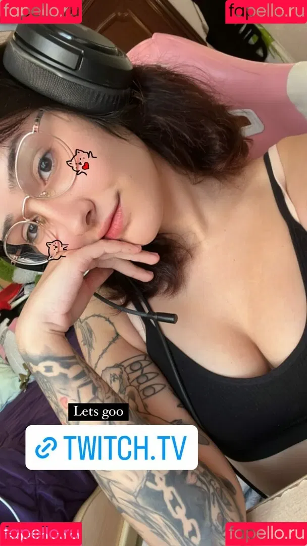 Nyukix / nyukix_ / omgcosplay Onlyfans Photo Gallery 
