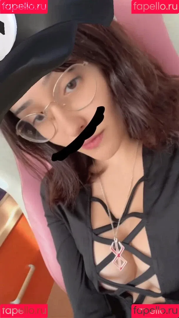 Nyukix / nyukix_ / omgcosplay Onlyfans Photo Gallery 