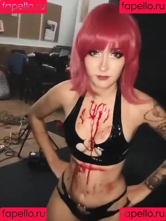 Nyukix / nyukix_ / omgcosplay Onlyfans Photo Gallery 