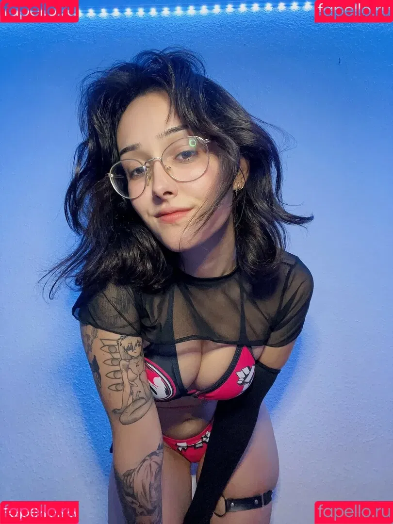 Nyukix / nyukix_ / omgcosplay Onlyfans Photo Gallery 