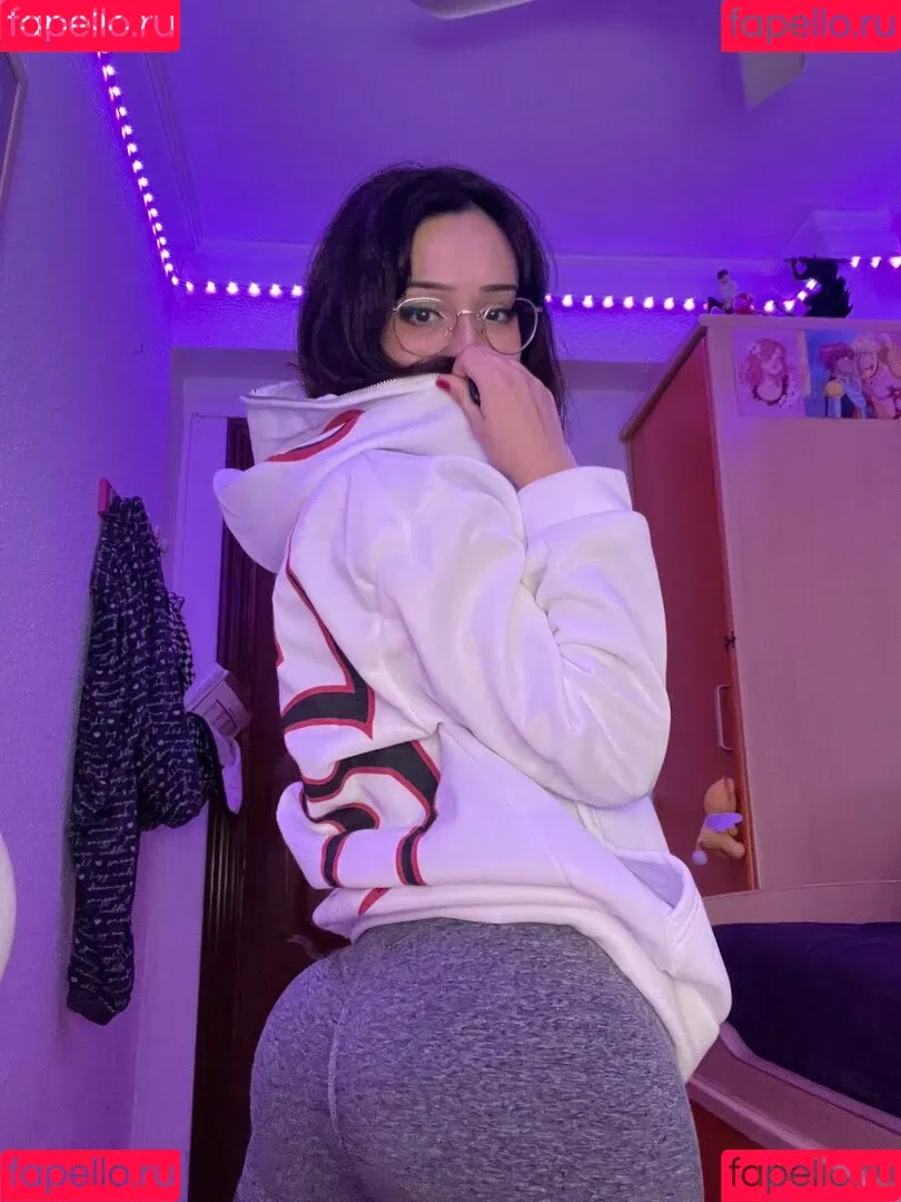 Nyukix / nyukix_ / omgcosplay Onlyfans Photo Gallery 