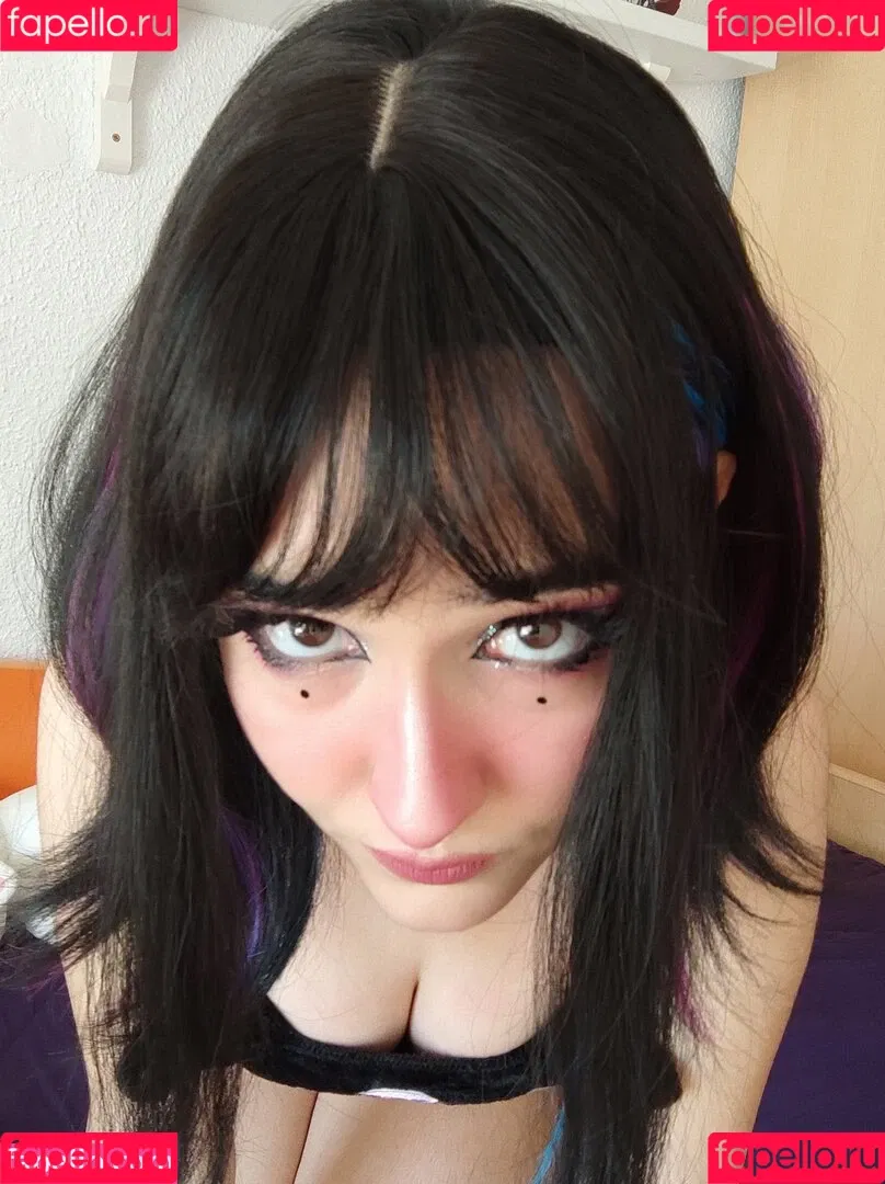 Nyukix / nyukix_ / omgcosplay Onlyfans Photo Gallery 