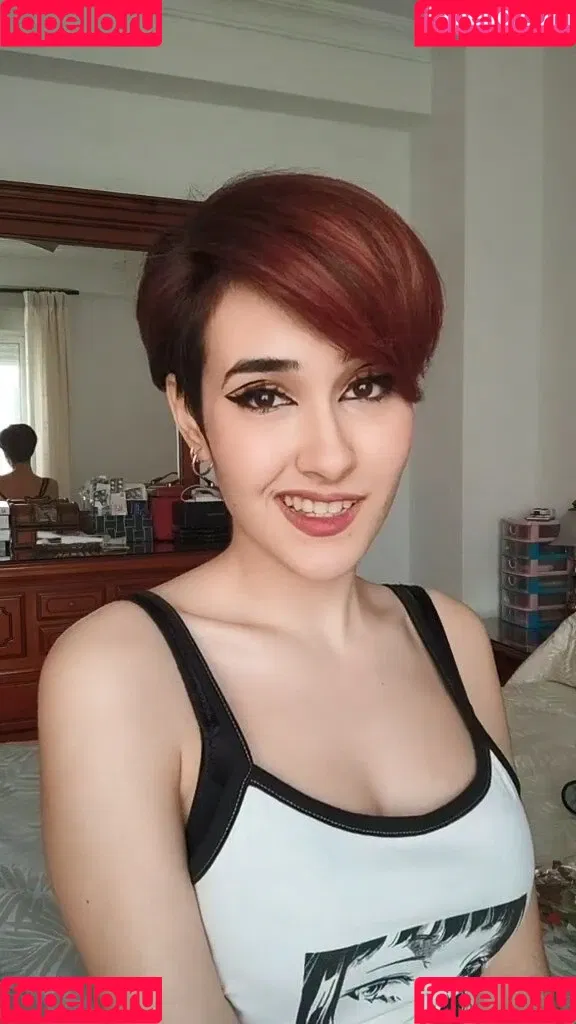 Nyukix / nyukix_ / omgcosplay Onlyfans Photo Gallery 