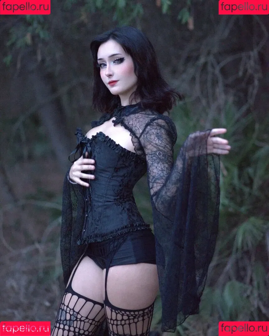 Nyukix / nyukix_ / omgcosplay Onlyfans Photo Gallery 