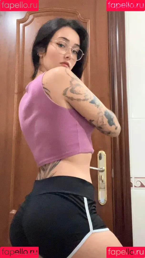 Nyukix / nyukix_ / omgcosplay Onlyfans Photo Gallery 